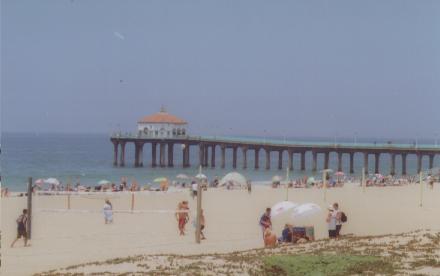 Manhattan Beach
          Pier, 2004